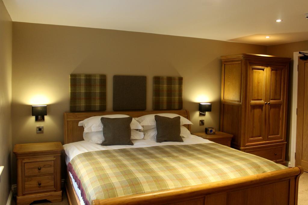 Arkendale Blue Bell Country Inn מראה חיצוני תמונה