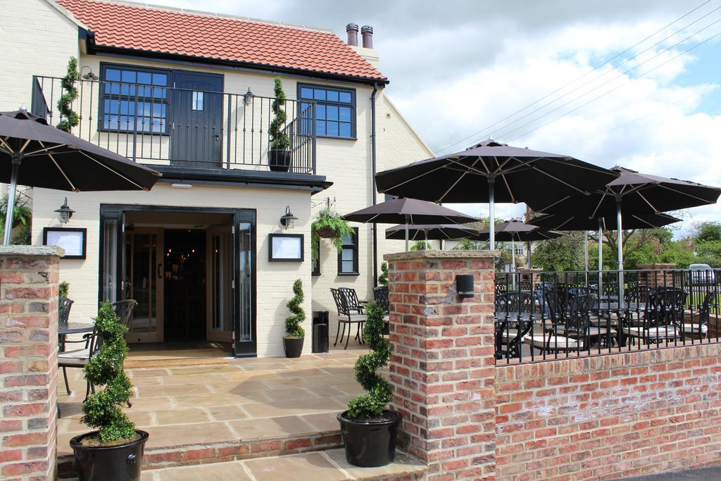 Arkendale Blue Bell Country Inn מראה חיצוני תמונה