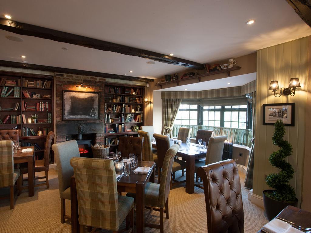 Arkendale Blue Bell Country Inn מראה חיצוני תמונה